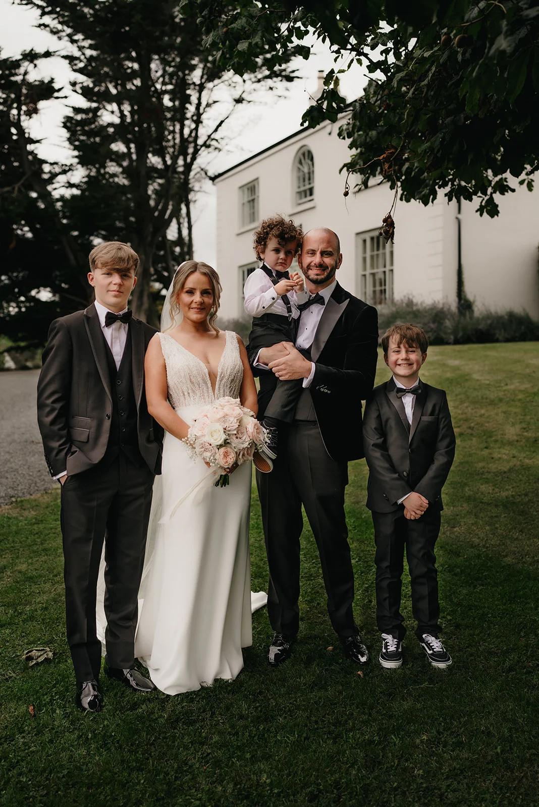 Lynsay and Diarmuid wedding photo 14